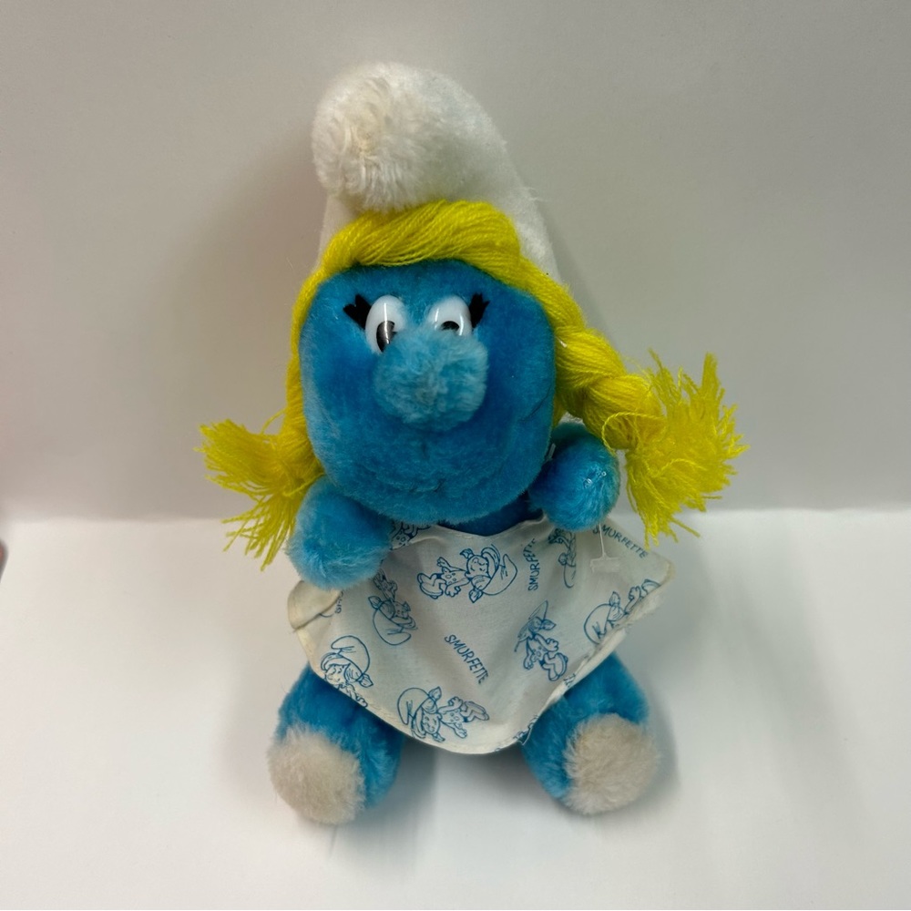 Peyo Wallace‎ Berrie & Co 1981 Smurfette Plush Doll Vintage.
